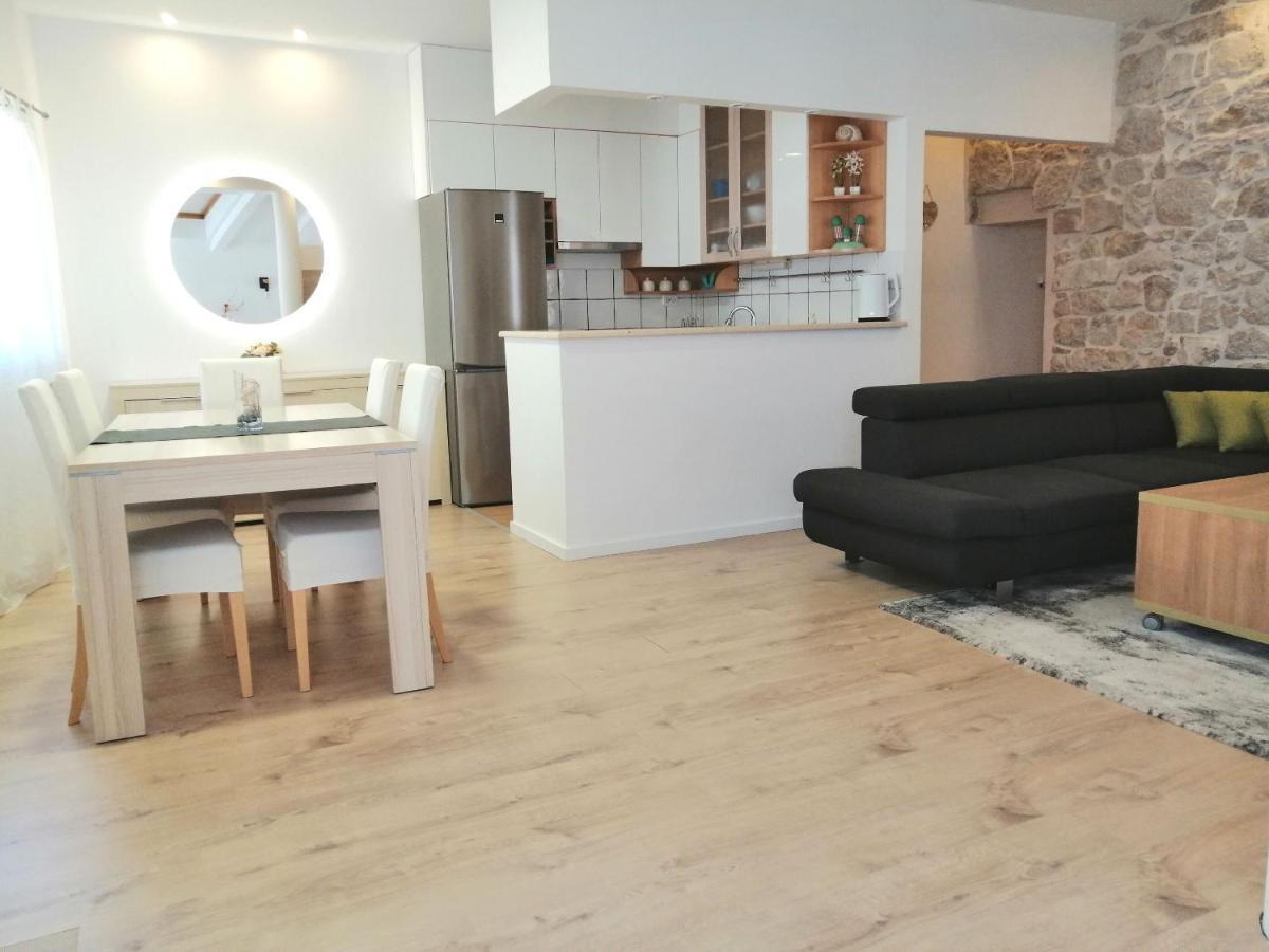 Apartment Julija 보디체 외부 사진